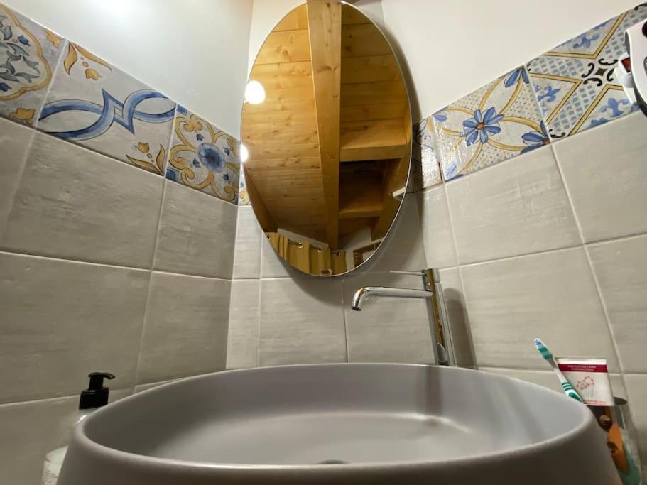 Appartement Open Space City Center Con Terrazzo E Due Bagni