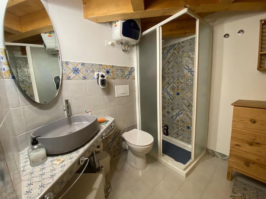 Open Space City Center Con Terrazzo E Due Bagni Milaan